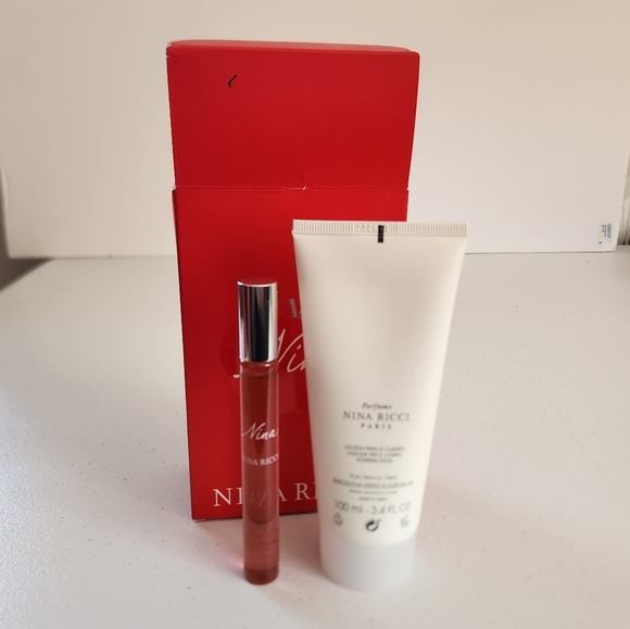 Nina Ricci Other - Nina By Nina Ricci Eau De Toilette Lotion .34 Fl Oz Roll On Gift Set New In Box